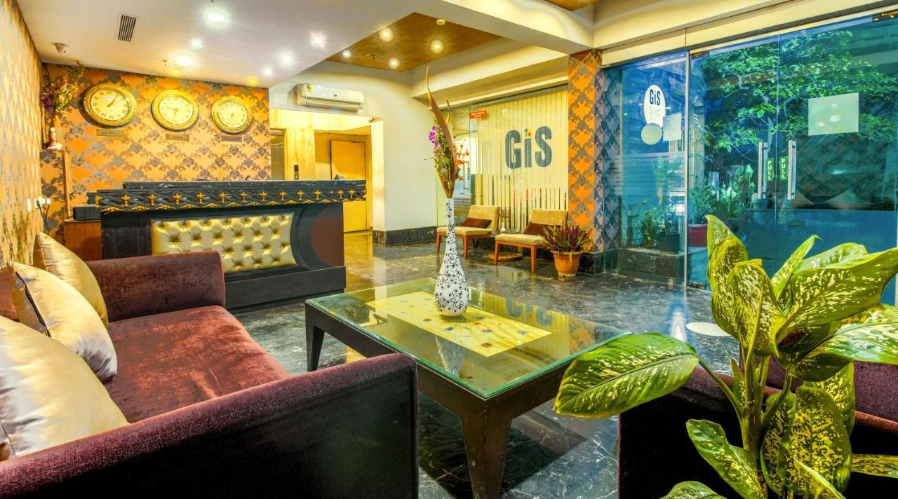 Hotel Gis Select Banjara Hill Hyderabad Esterno foto